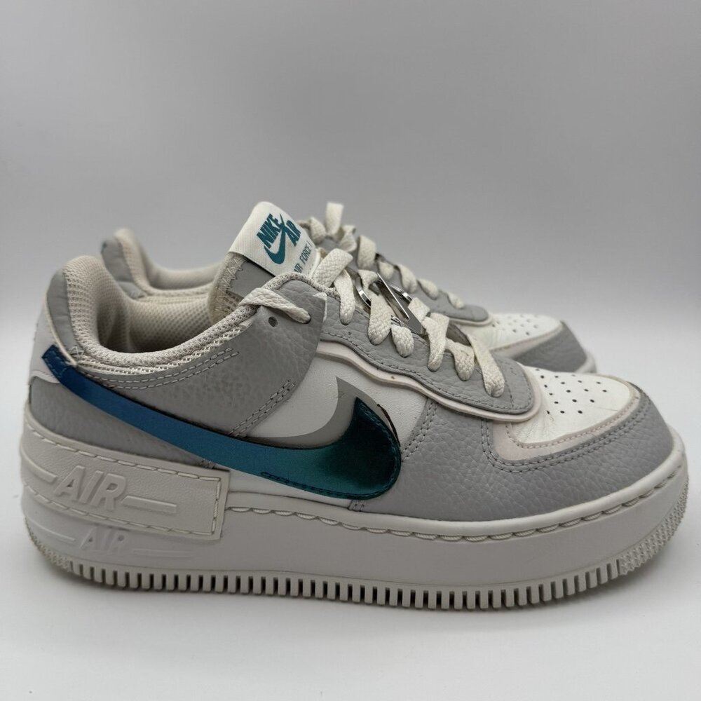 Nike Air Force 1 Shadow Low Womens Size 7 White Spruce Green Gray DR7856-100